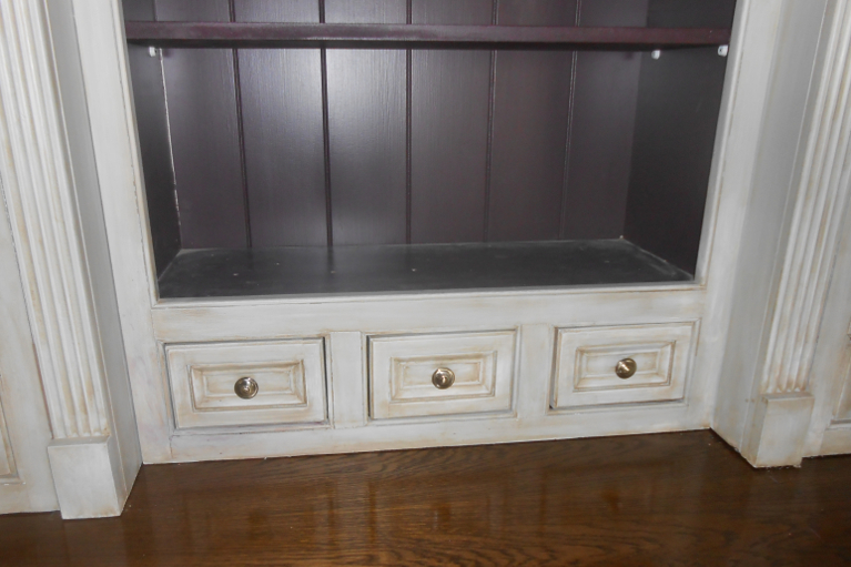 dresser_7_767x511